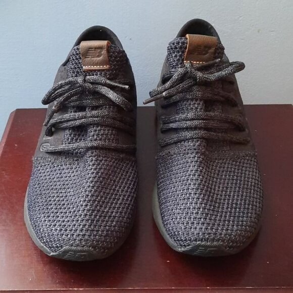 New Balance Shoes - New Balance Suede Leather Fabric Walking Shoe Sneaker Size 8